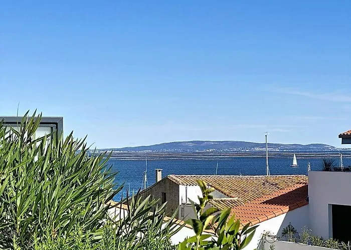 Rooftop Avec Piscine * Marseillan (Herault)